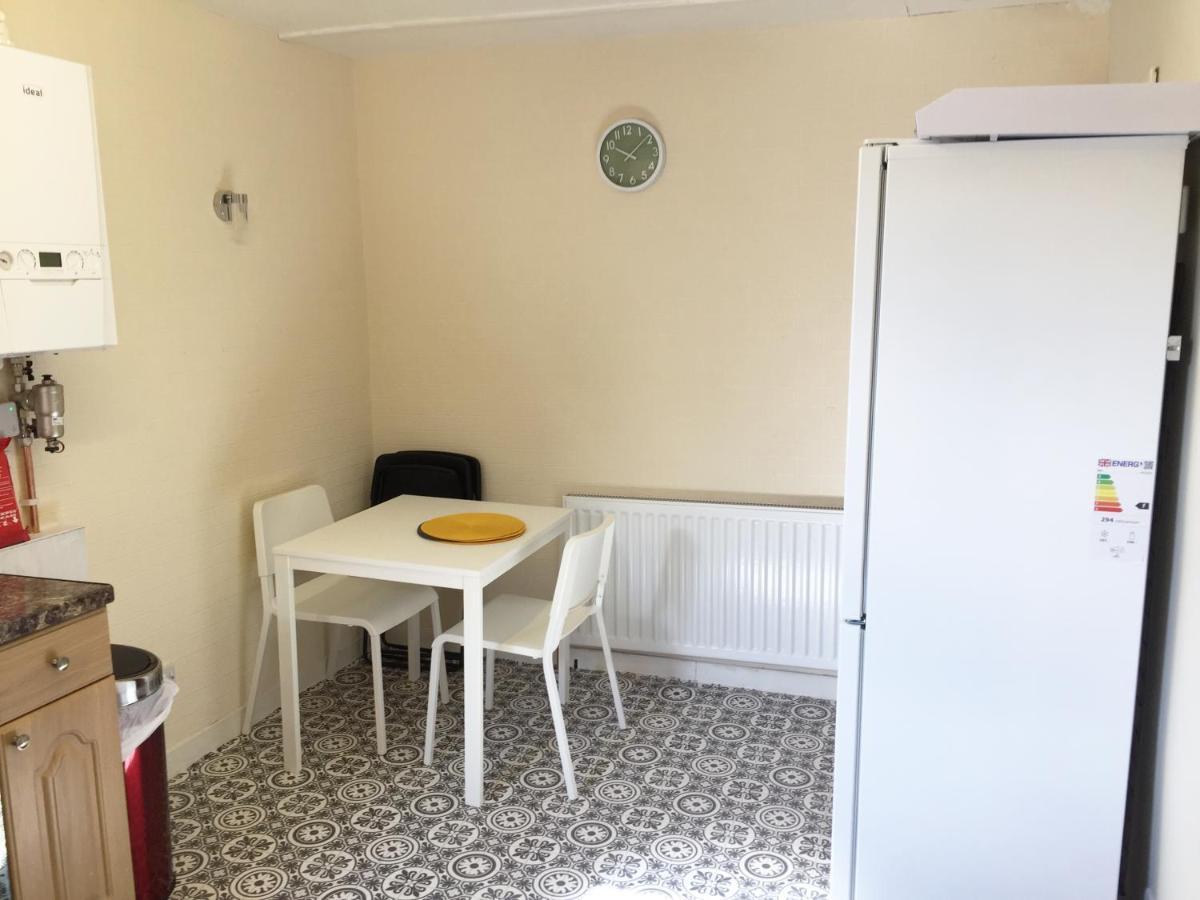 Gorgeous 3 Bedroom Dunbar Serviced Apartment Exterior foto