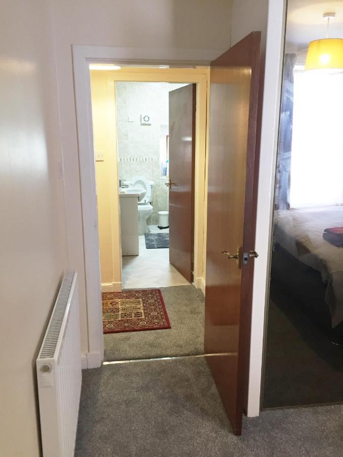 Gorgeous 3 Bedroom Dunbar Serviced Apartment Exterior foto